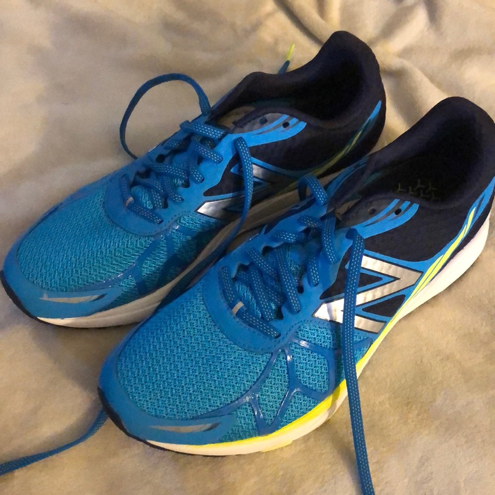 New Balance Vazee sneakers 9.5 never worn